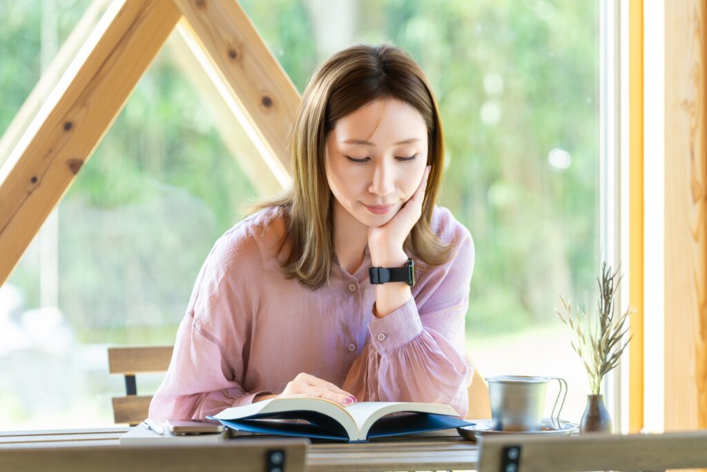 井上荒野のおすすめ小説8選！心揺さぶる恋愛小説や話題の新刊を紹介