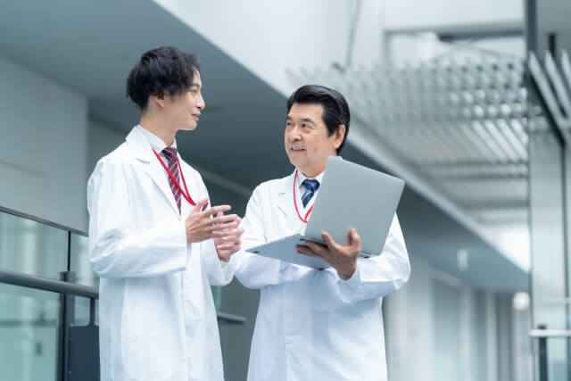 医師に記事監修を依頼する方法